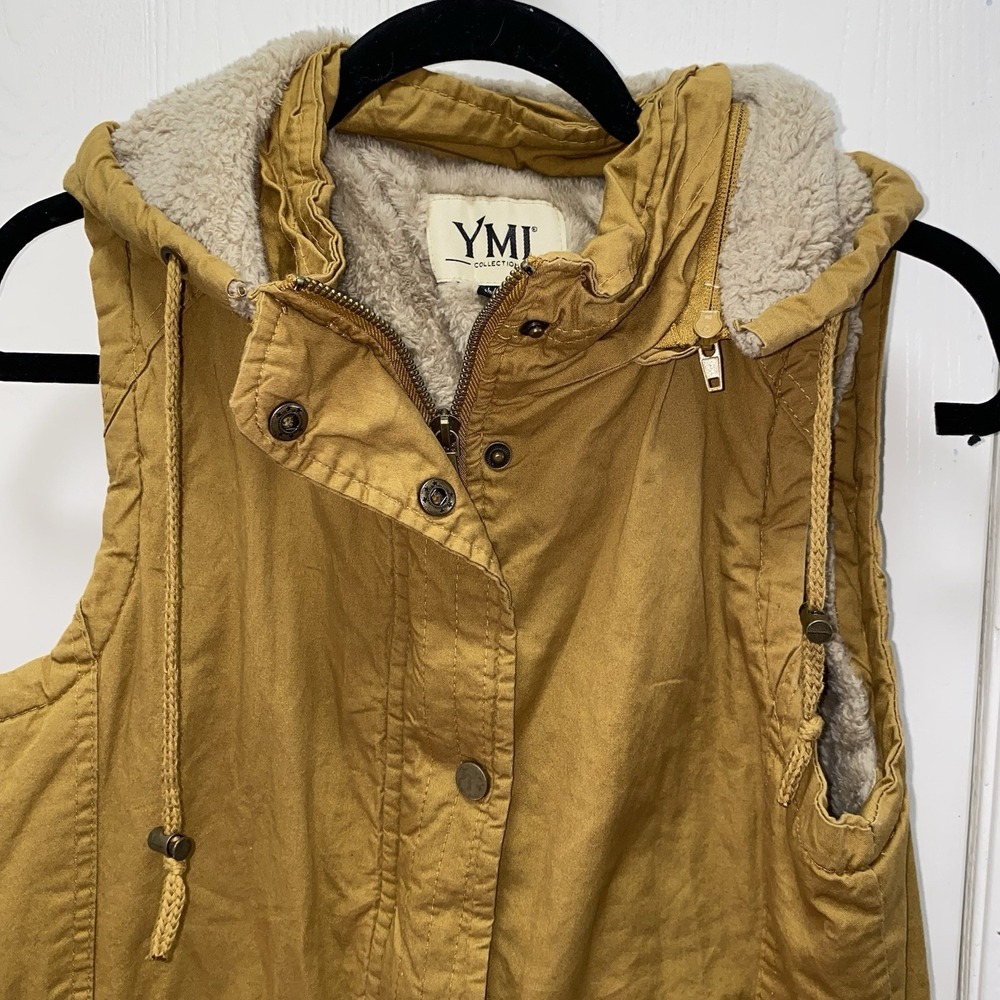 YMI Mustard Faux Fur Lined Cinched Waist‎ Hooded Vest Large Women's Snap Front - Picture 4 of 10